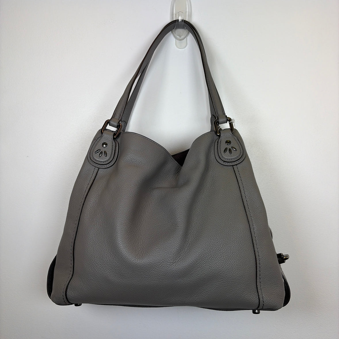 Pre-Owned Coach Grey Leather Handbag