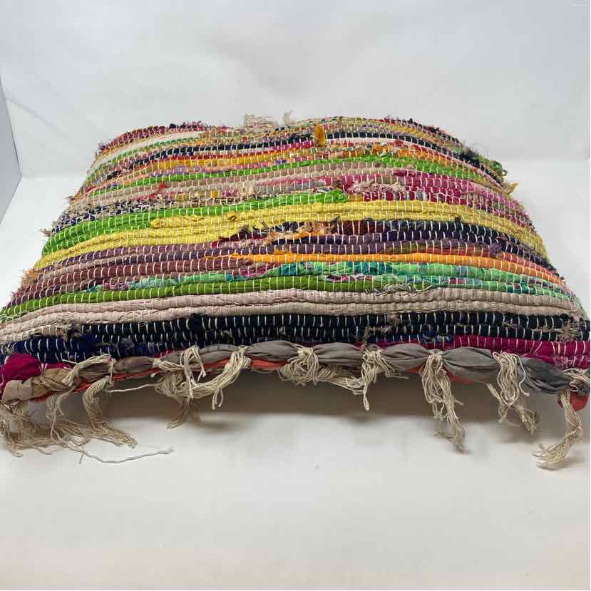 Pre-Owned Boutique Multi Straw Handbag