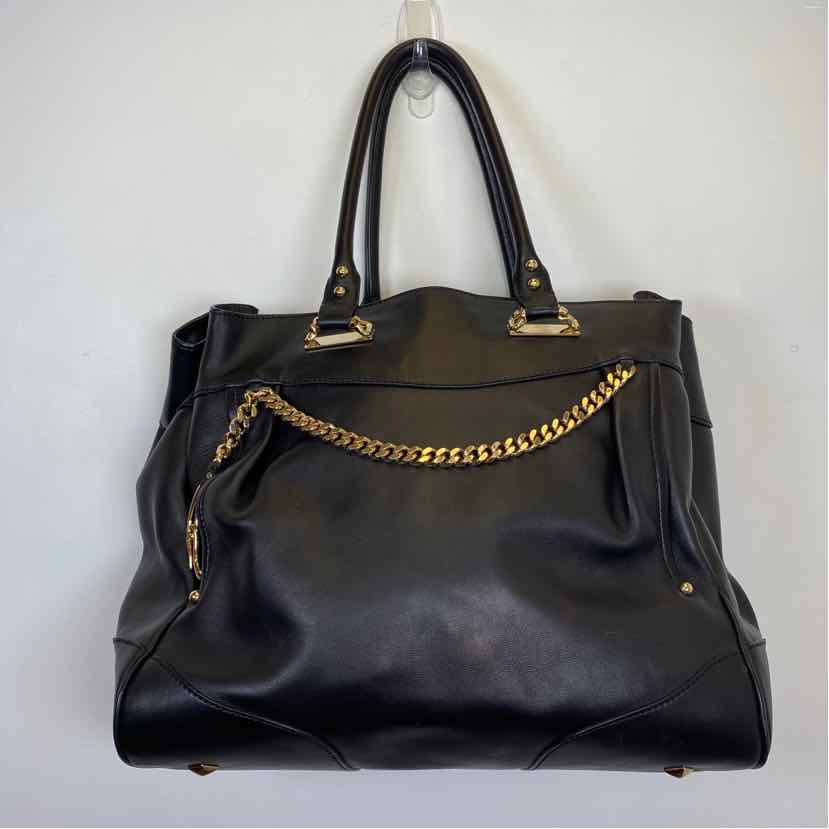Pre-Owned St John Black Leather Handbag