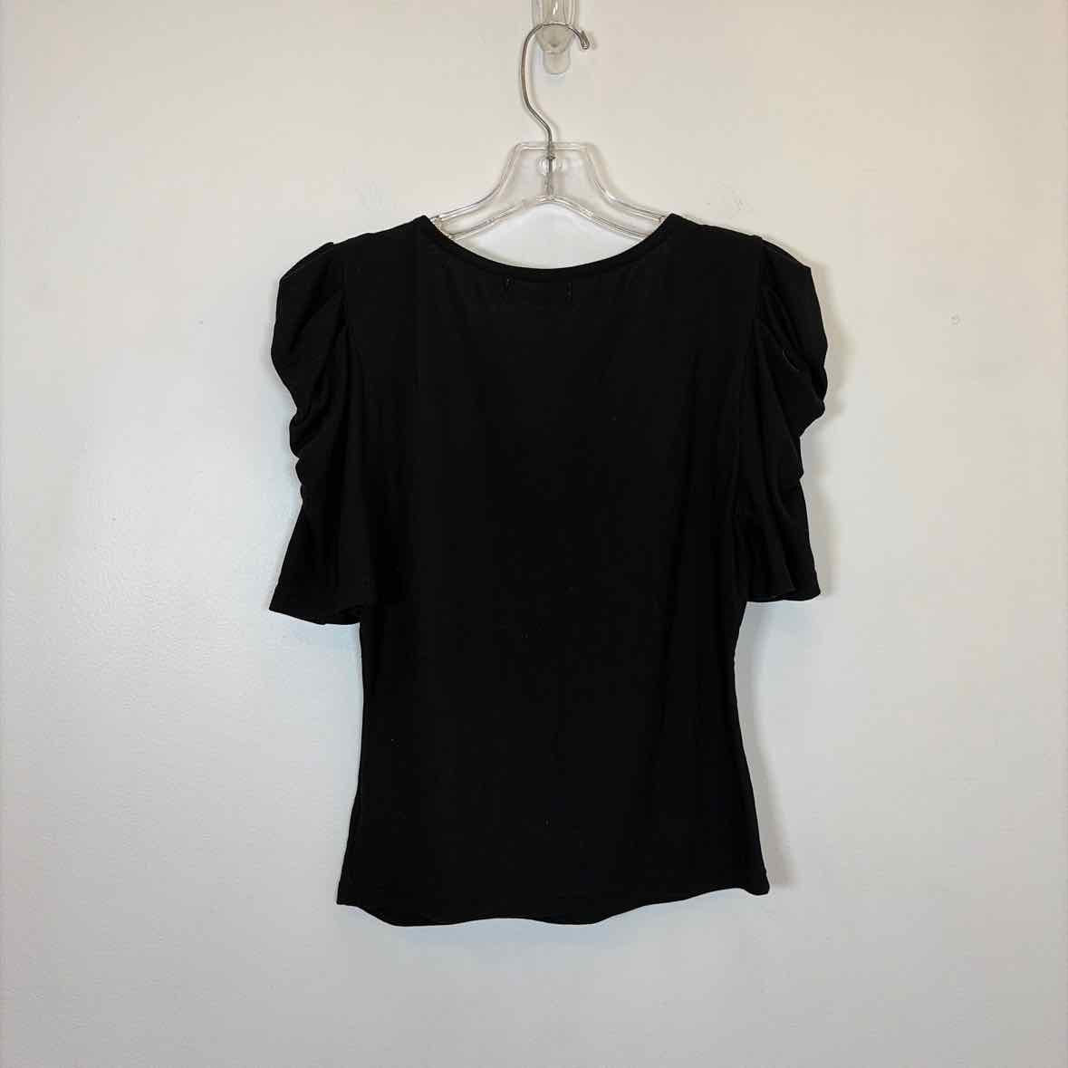 Pre-Owned Size M Trendmates Black Top