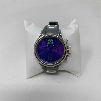 Pre-Owned Invicta Silver Multi Metal Watch
