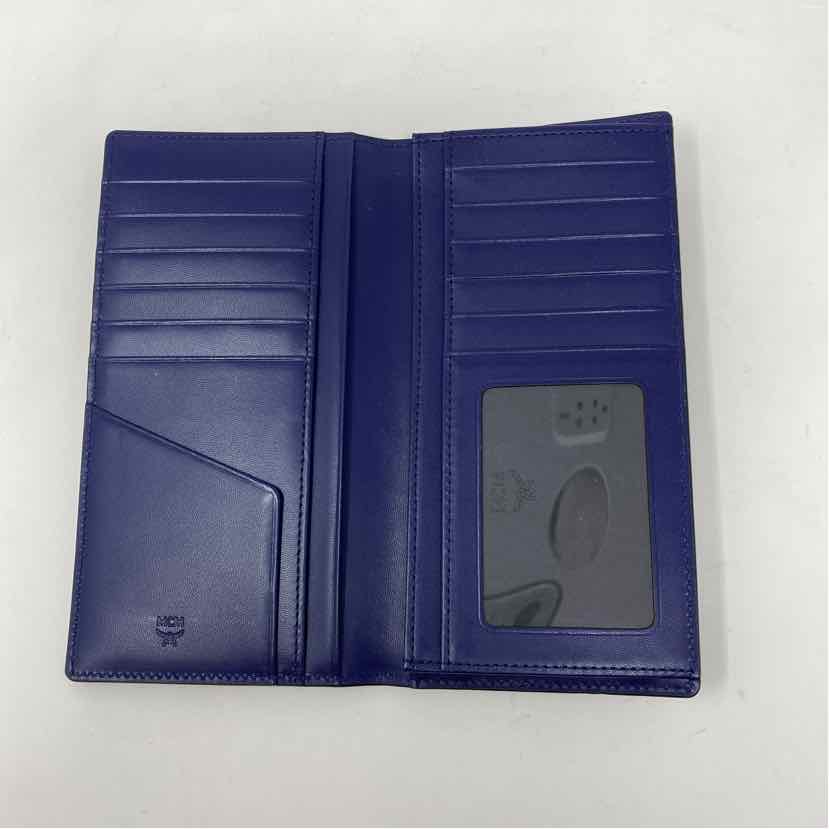 Pre-Owned MCM Navy Leather Designer Wallet