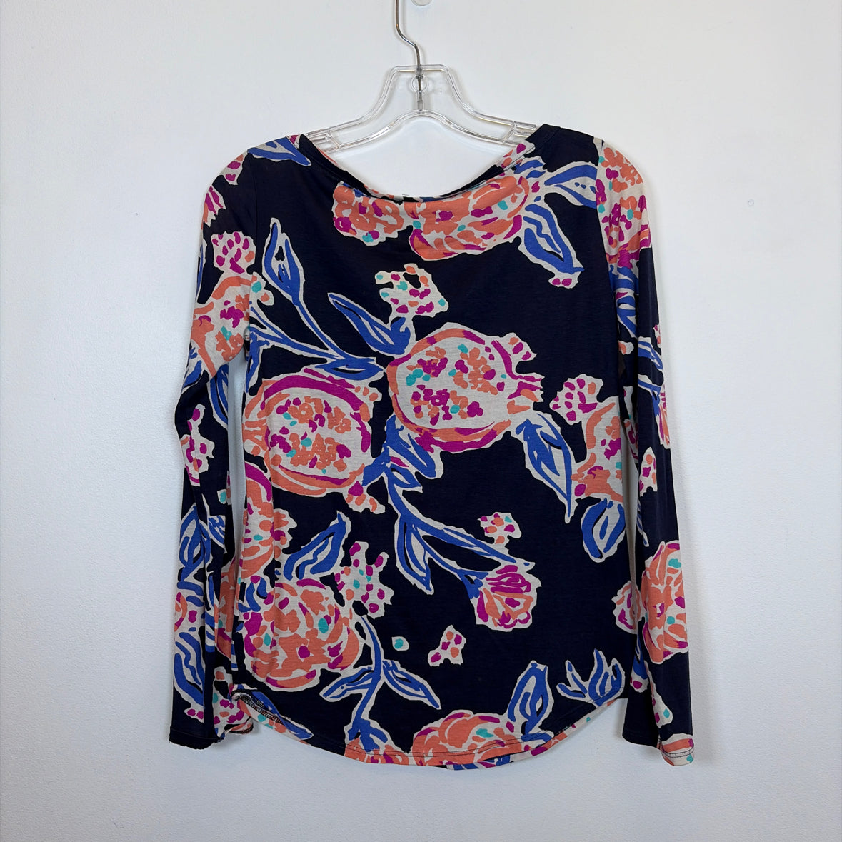 Pre-Owned Size XS Lilly Pulitzer Navy Multi Top