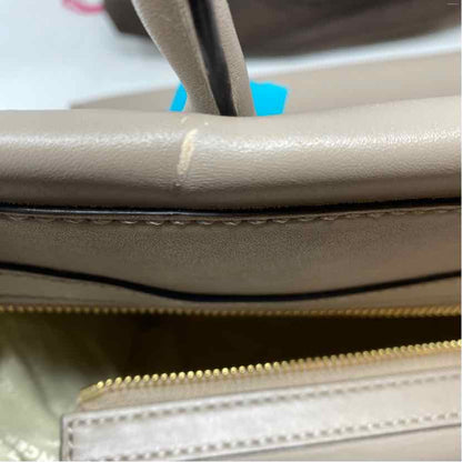 Pre-Owned Kate Spade Taupe Leather Handbag