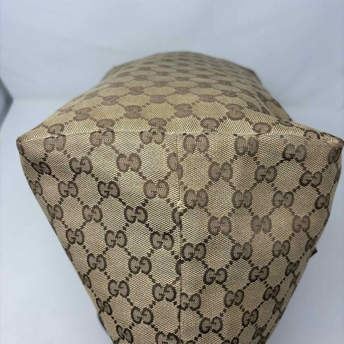 Pre-Owned Gucci Brown Fabric Designer Handbag