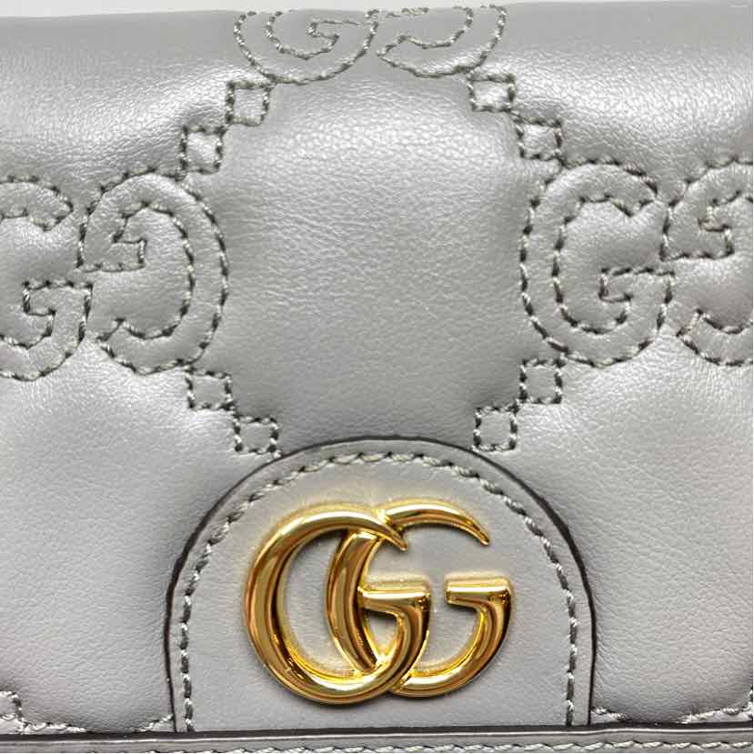 Pre-Owned Gucci Grey Leather Designer Wallet