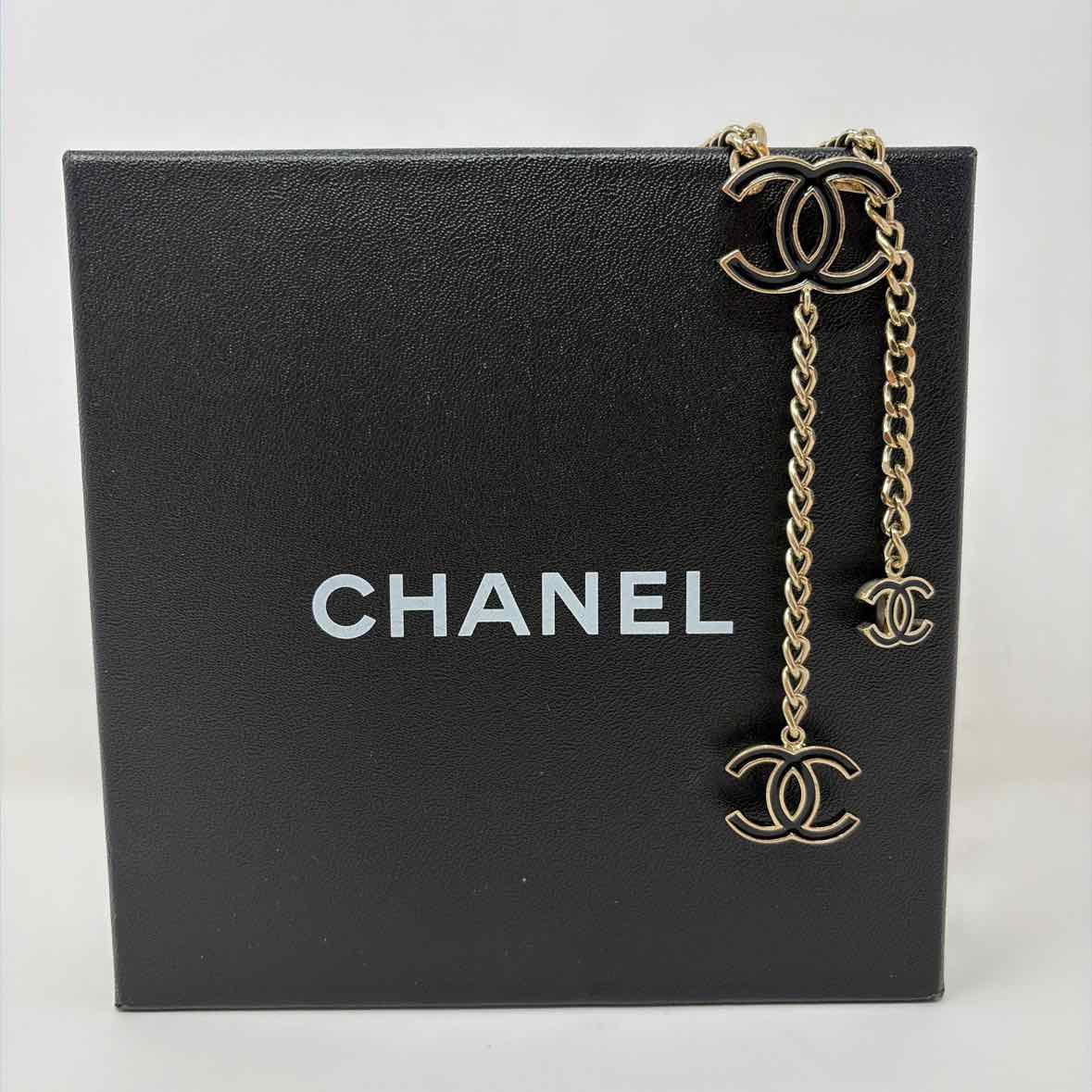 Pre-Owned Chanel Gold Metal Designer Belt
