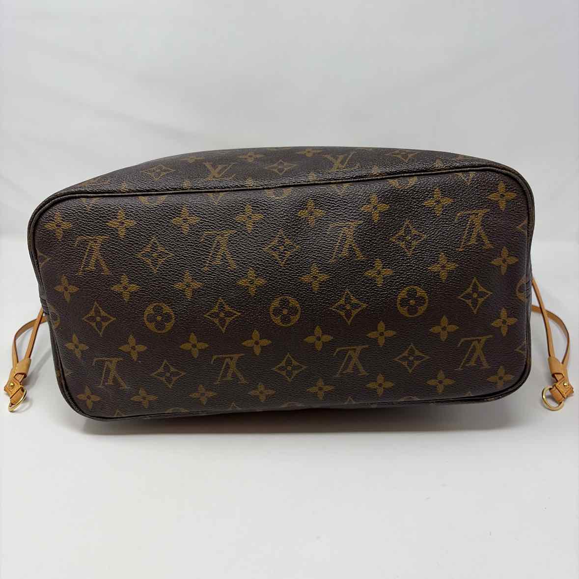 Pre-Owned Louis Vuitton Brown Coated Canvas Designer Handbag