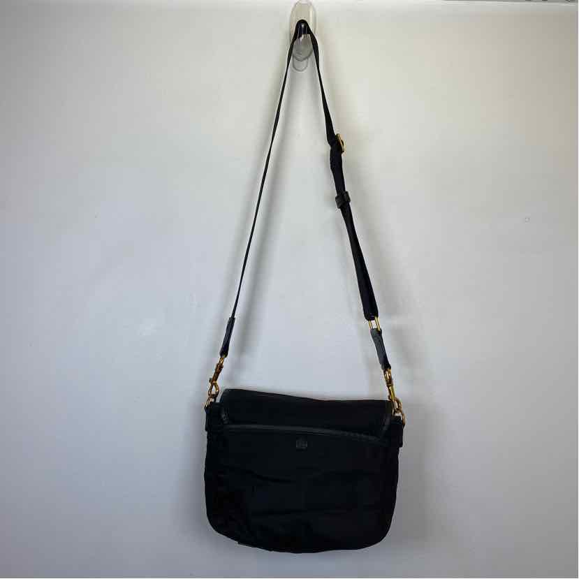 Pre-Owned Tory Burch Black & Gold Nylon Handbag