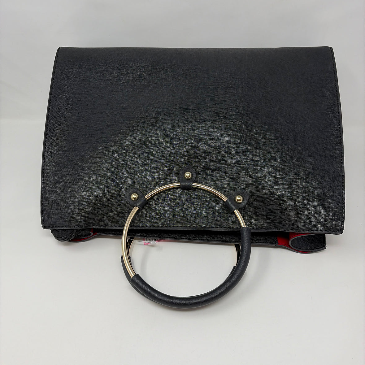 Pre-Owned La Terre Black Coated Canvas Handbag