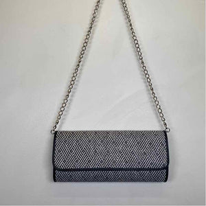 Pre-Owned Made In China Black & White Fabric Handbag