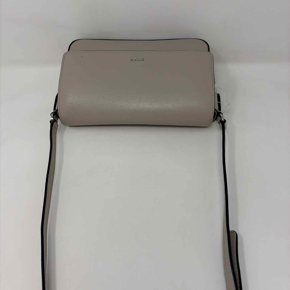 Pre-Owned DKNY Taupe Leather Handbag