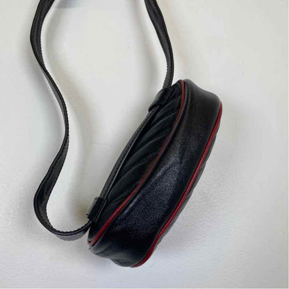 Pre-Owned Gucci Black/Red Leather Designer Handbag