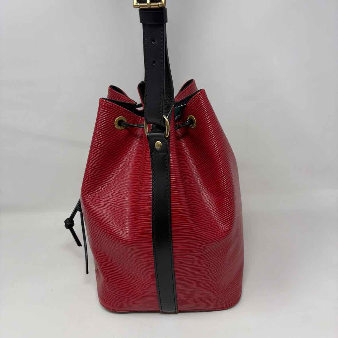 Pre-Owned Louis Vuitton Red Leather Designer Handbag
