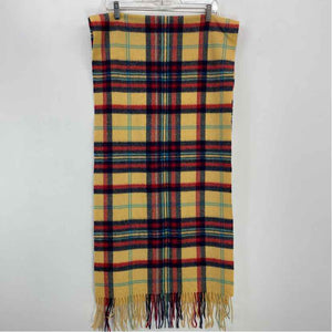 Pre-Owned Boutique Plaid Knit Scarf