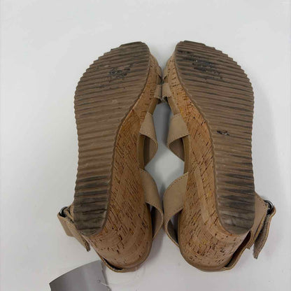 Pre-Owned Shoe Size 6.5 Laundry Tan Wedge