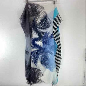 Pre-Owned Boutique Blue Knit Scarf