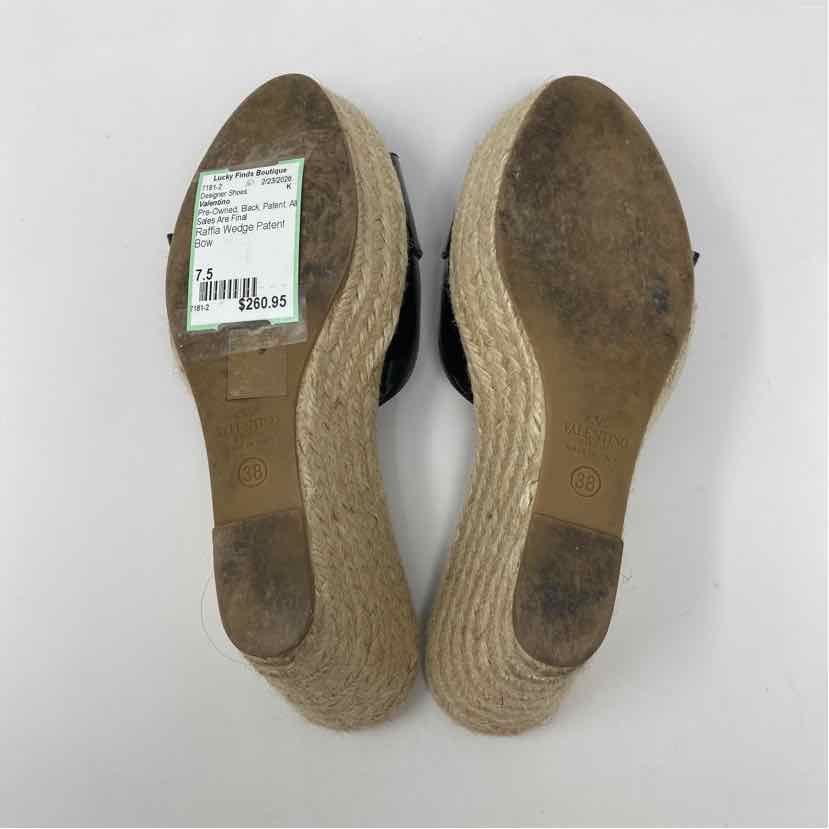 Pre-Owned Valentino Black Patent Shoe Size 7.5 Designer Shoes