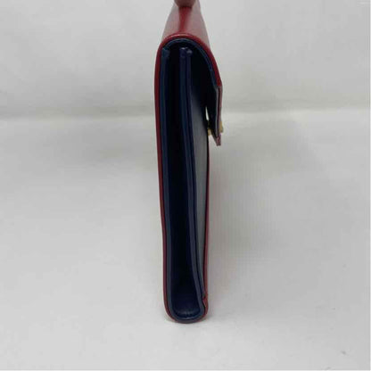 Pre-Owned Chanel Red/Navy Leather Designer Handbag