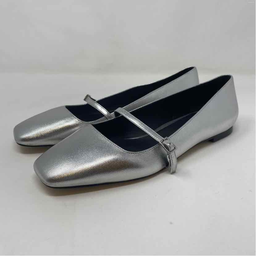 Pre-Owned Shoe Size 10 Marion Parke Silver Flats