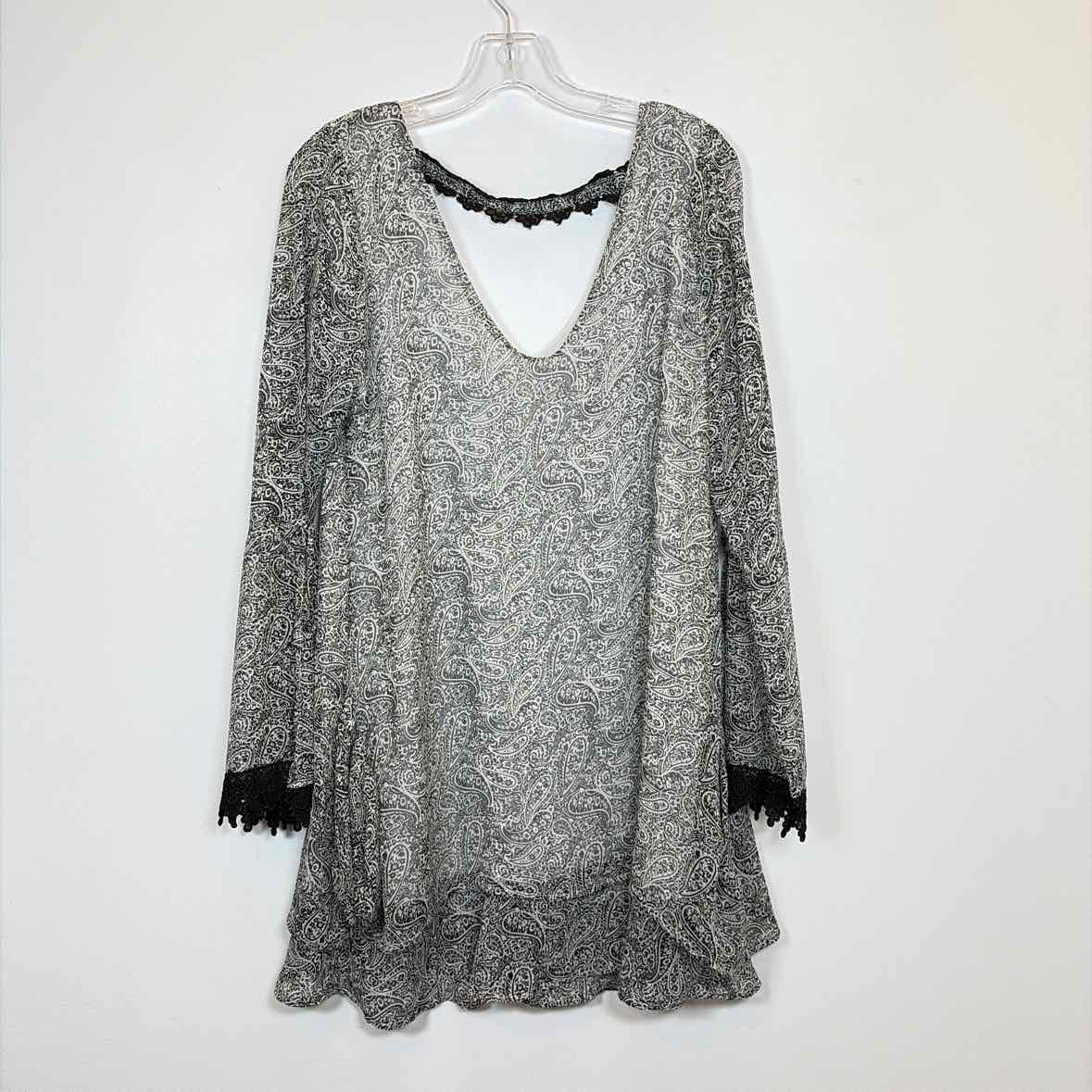 Pre-Owned Size S Lucy Love Black/White Casual Dress