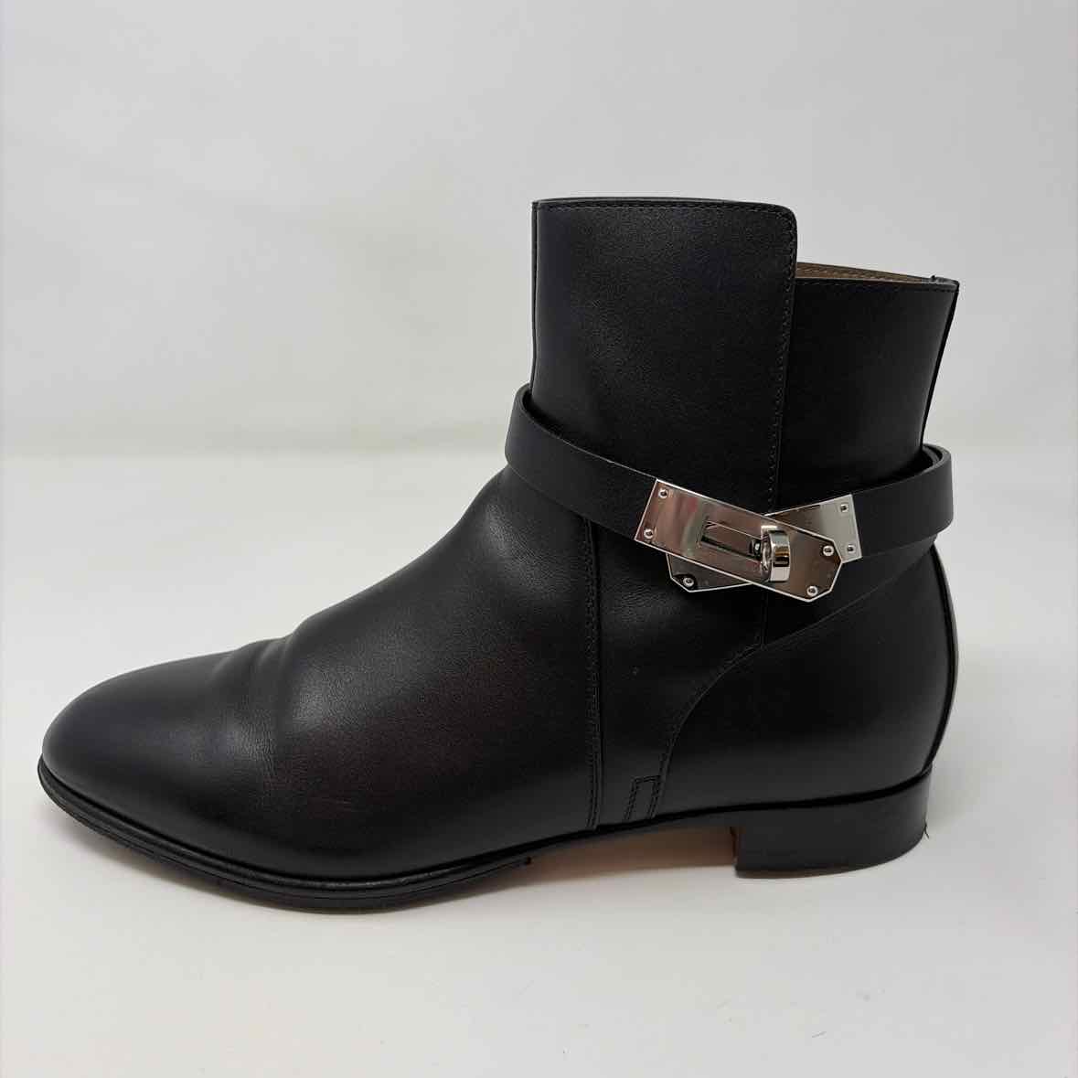 Pre-Owned Hermes Black Leather Shoe Size 7 Designer Shoes