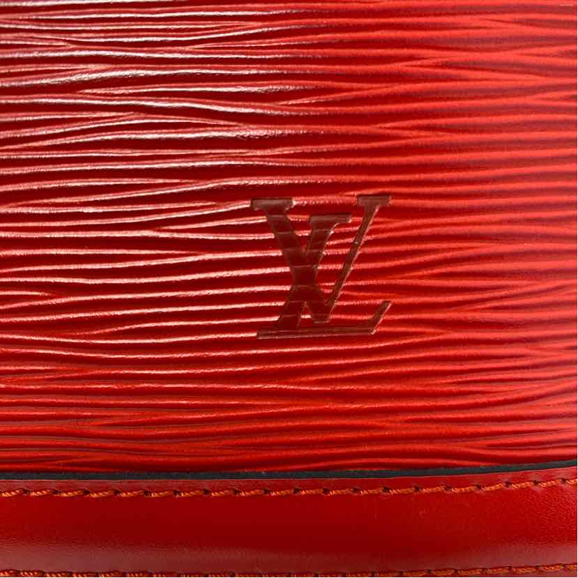 Pre-Owned Louis Vuitton Red Leather Designer Handbag