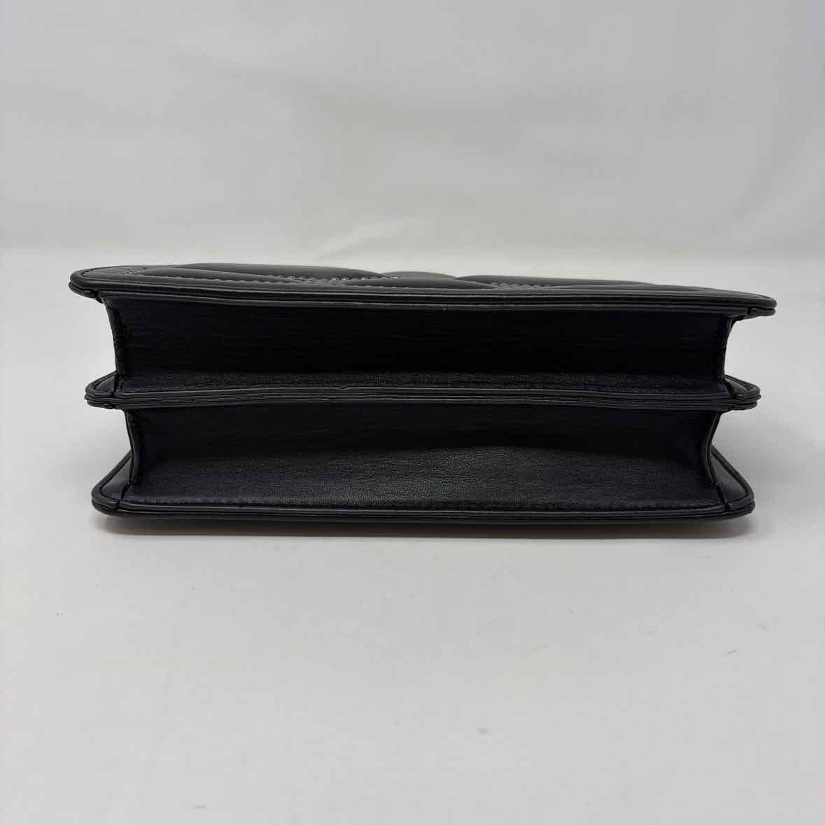 Pre-Owned Boutique Black Pleather Handbag