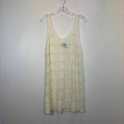 Pre-Owned Size L Boutique White Casual Dress