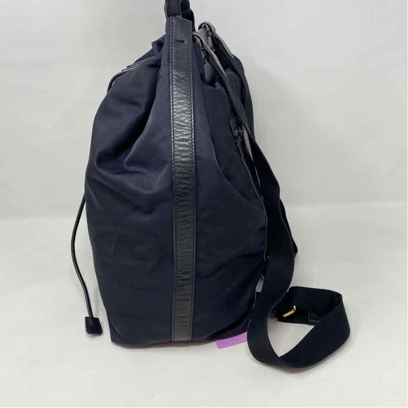 Pre-Owned The Row Navy Nylon Designer Handbag
