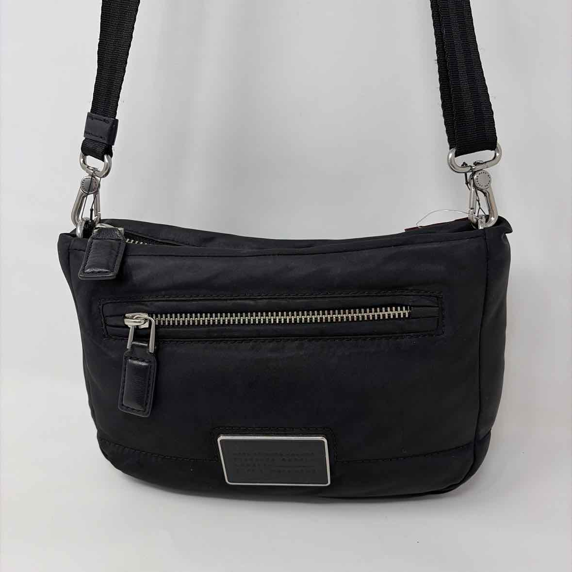 Pre-Owned Marc Jacobs Black Nylon Handbag