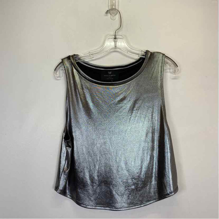 Pre-Owned Size XS Heroine Sport Silver Top