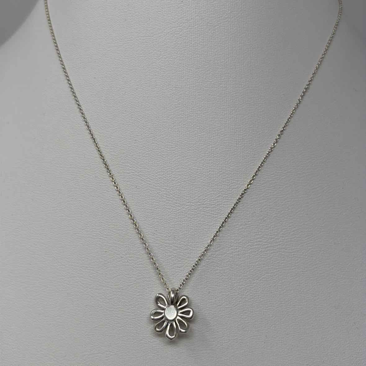 Pre-Owned Tiffany Silver Sterling Designer Jewelry