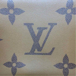 Pre-Owned Louis Vuitton Monogram Canvas Designer Handbag