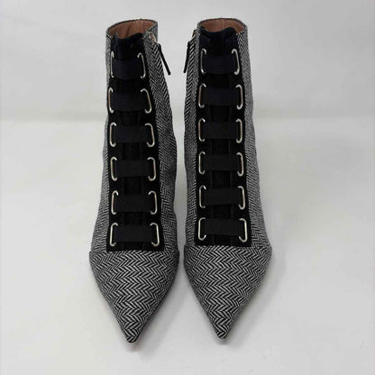 Pre-Owned Shoe Size 8.5 Tabitha Simmons Black/White Booties