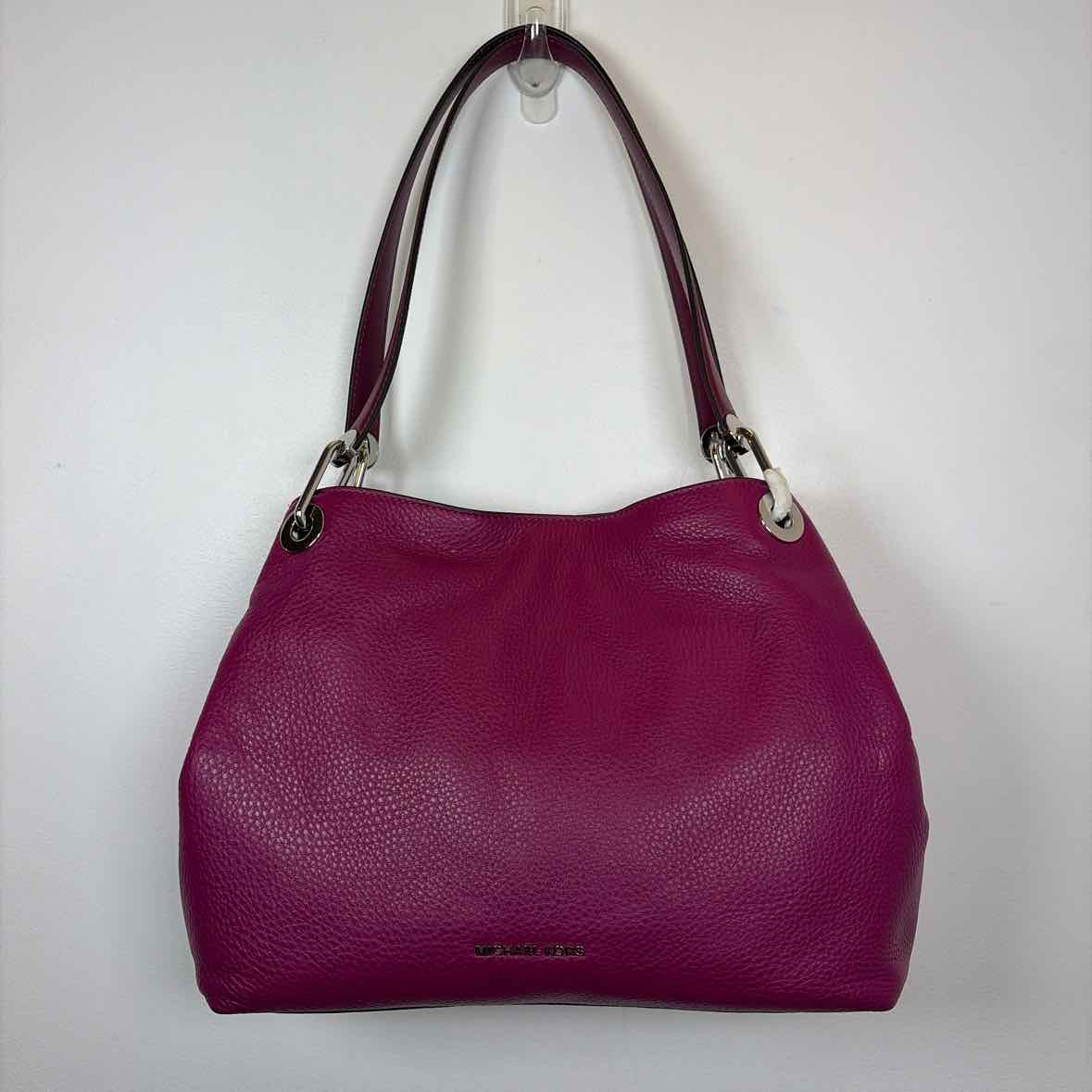 Pre-Owned Michael Kors Magenta Leather Handbag