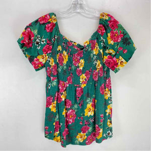 Pre-Owned Size 1/S Torrid Green Floral Top
