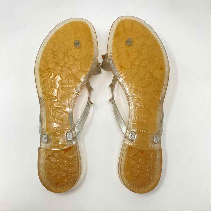 Pre-Owned Valentino Silver Plastic Shoe Size 8.5 Designer Shoes