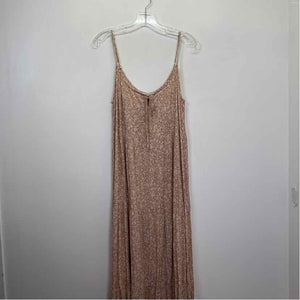 Pre-Owned Size M Dress Forum Mauve Casual Dress