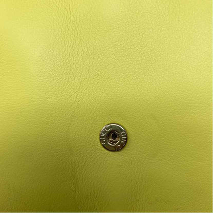 Pre-Owned Gucci Chartreuse Leather Designer Handbag