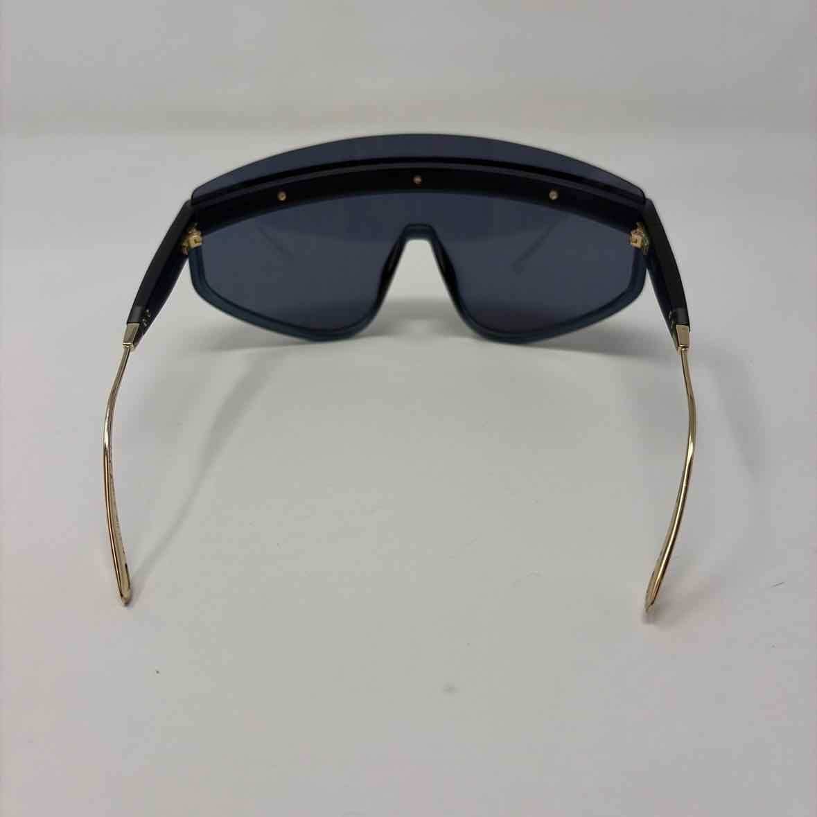 Pre-Owned Dior Blue Plastic Designer Sunglasses