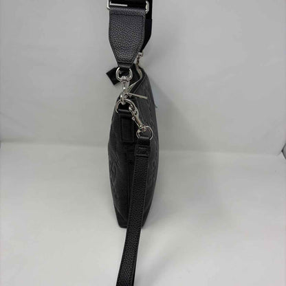 Pre-Owned Gucci Black Leather Designer Handbag