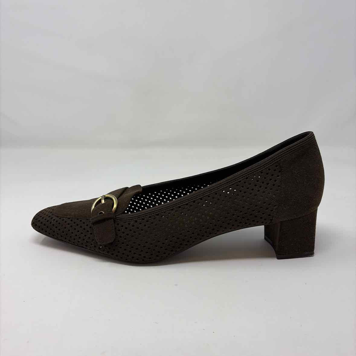 Pre-Owned Shoe Size 9 Stuart Weitzman Brown Heels