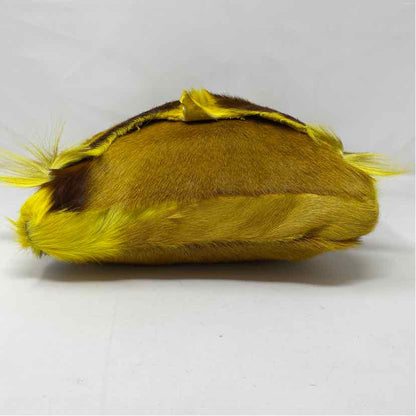 Pre-Owned Boutique Yellow Fur Handbag