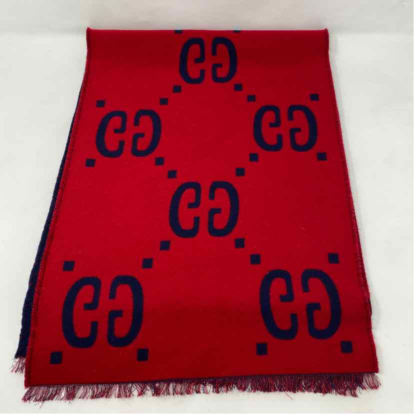 Pre-Owned Gucci Red/ Blue Knit Designer Scarf