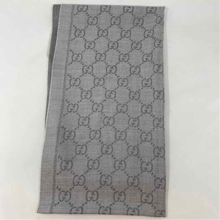 Pre-Owned Gucci Grey Knit Designer Scarf