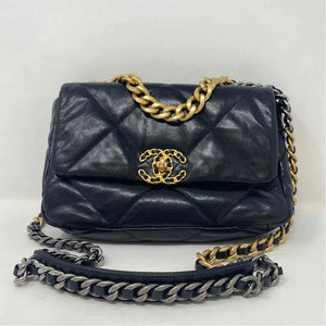 Pre-Owned Chanel Black Leather Designer Handbag