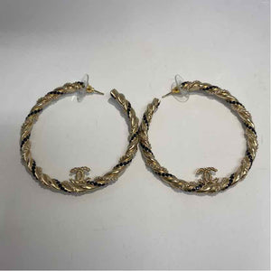 Pre-Owned Chanel Gold Metal Designer Jewelry