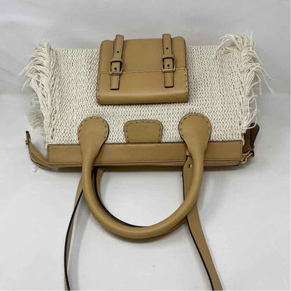 Pre-Owned Chloe Beige Knit Designer Handbag