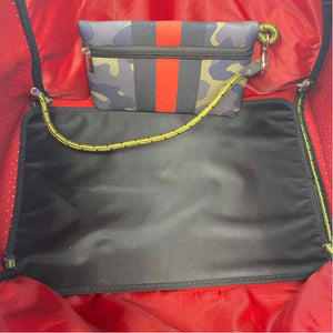Pre-Owned Boutique Camo Neoprene Handbag